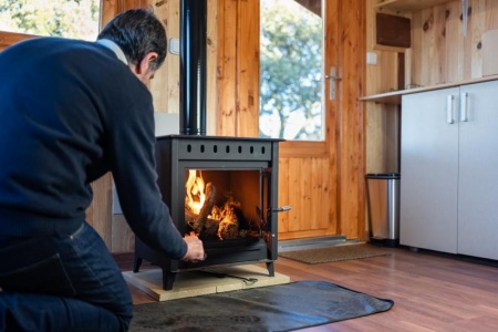Le chauffage au bois, tradition et modernité pour un confort optimal